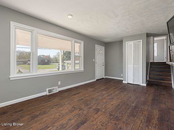 3rd image of 10606 Emma Jean Way