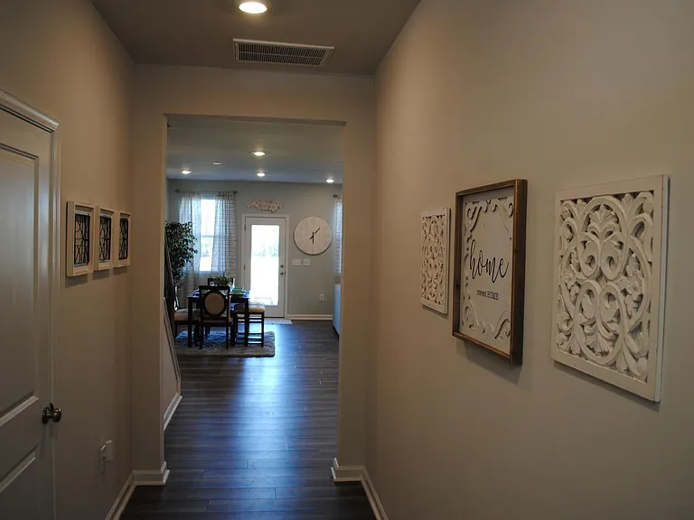5045 Tura St — Photo 21