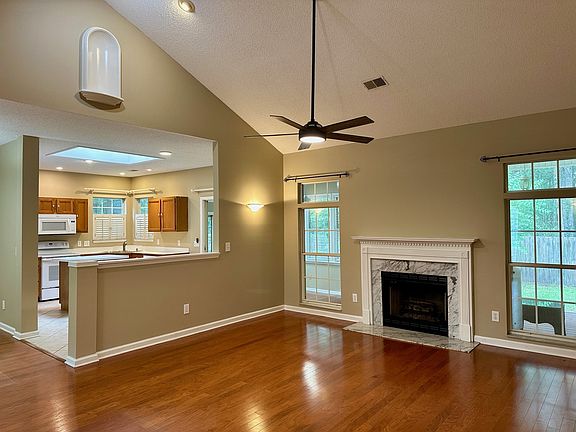 3rd image of 4112 Chimney Springs Ct