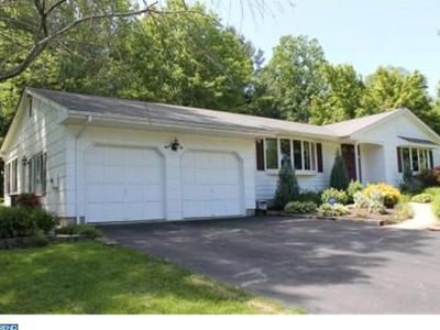 35 Crown Rd, Ewing, NJ, 08638
