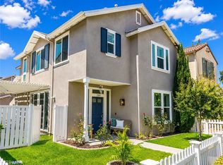 13051 Arborwalk Ln, Tustin, CA 92782
