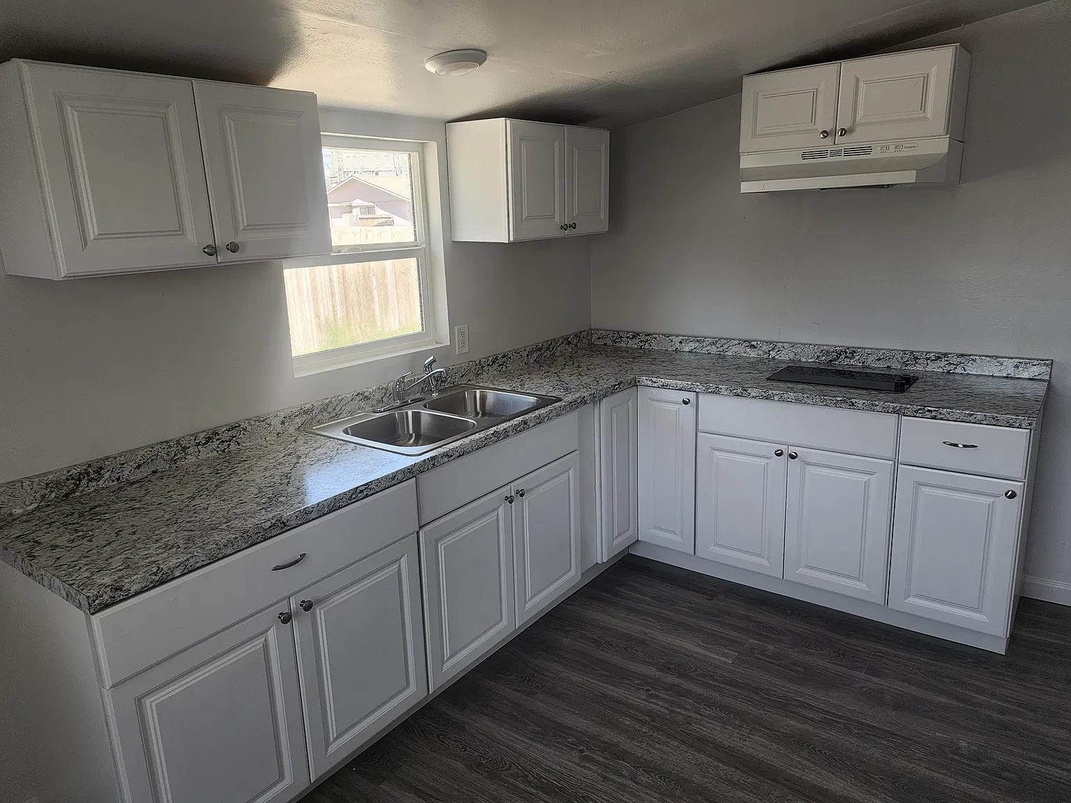 1 bed, 475 sqft, $1,065 — Photo 2