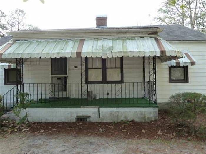 Front View of Home