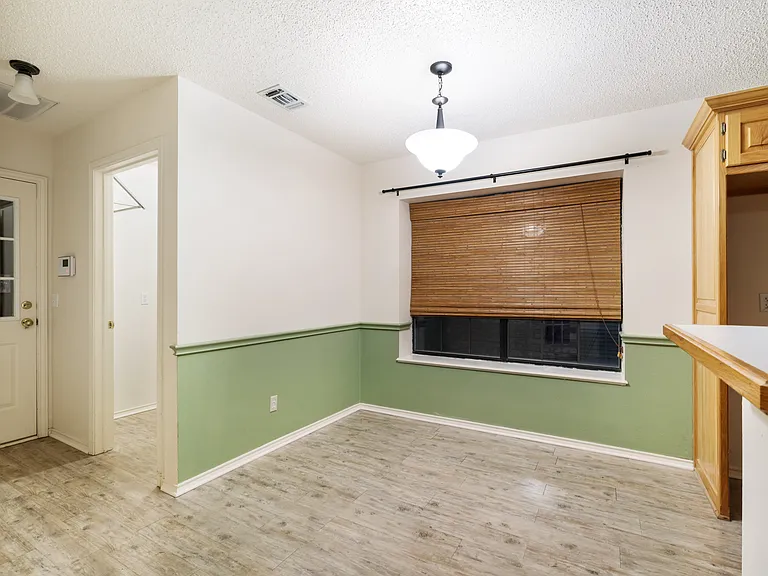 Kitchen nook