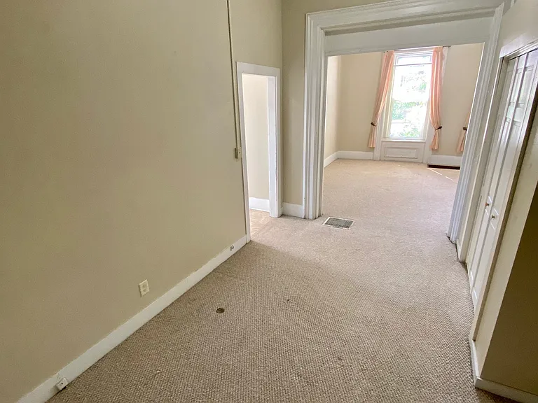 427 W Ave S #1 — Photo 9