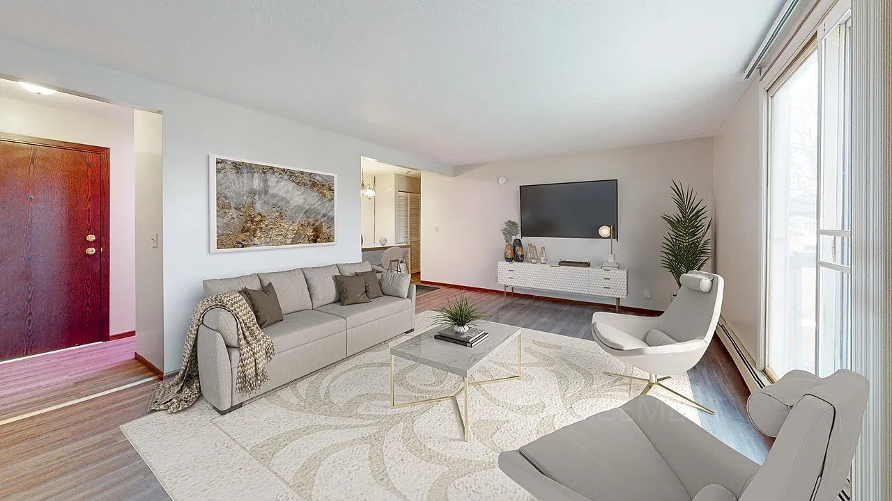 Cedar House Apartments — Photo 1