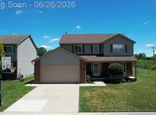 1842 Enterprise Dr, Troy, MI 48083