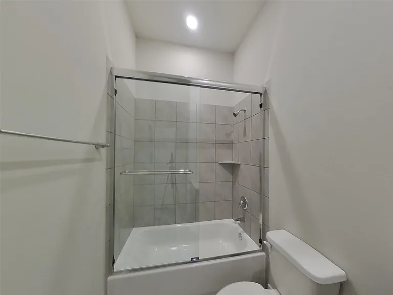 22716 Terrazzo Dr — Photo 13