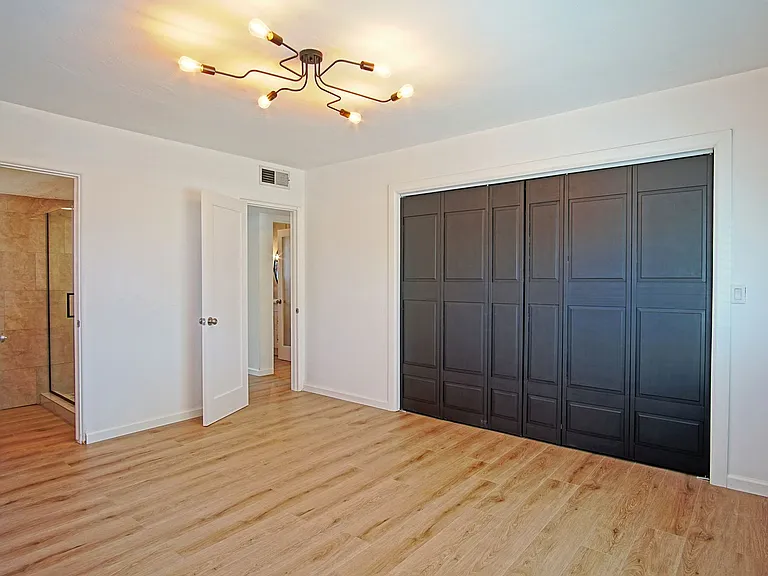 7903 Indian School Rd NE — Photo 6