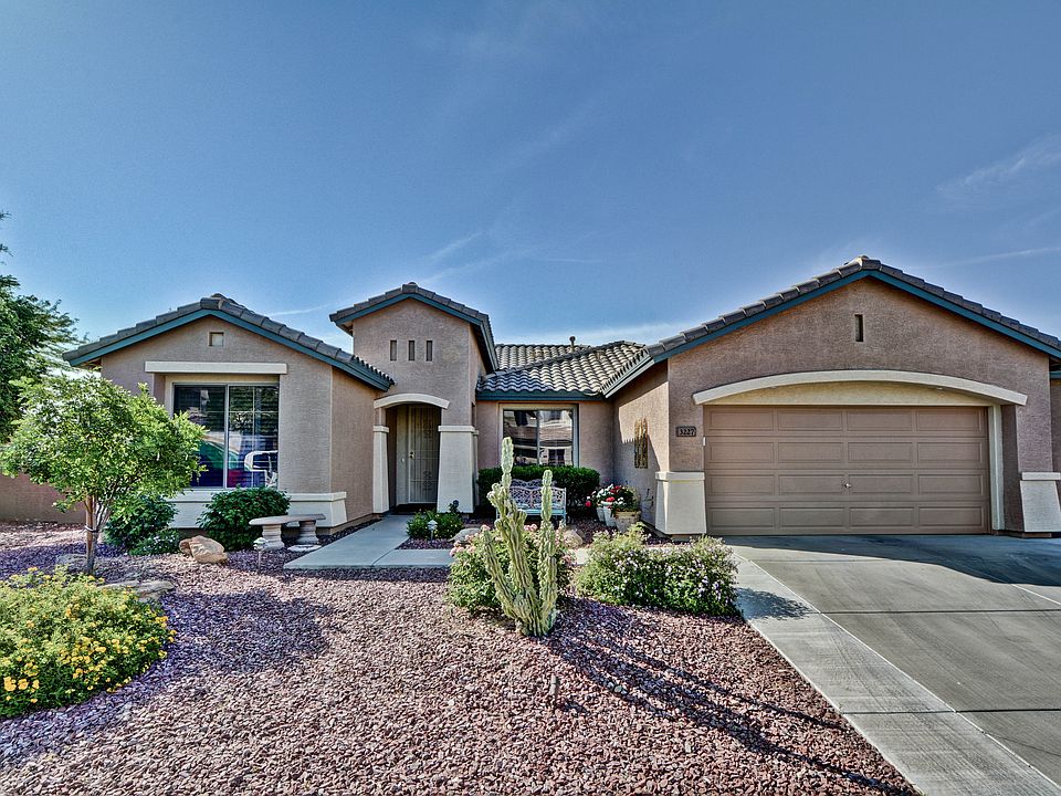 1st image of 3227 W Fuller Dr
