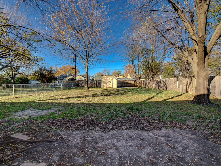 6703 E Queen St — Photo 5