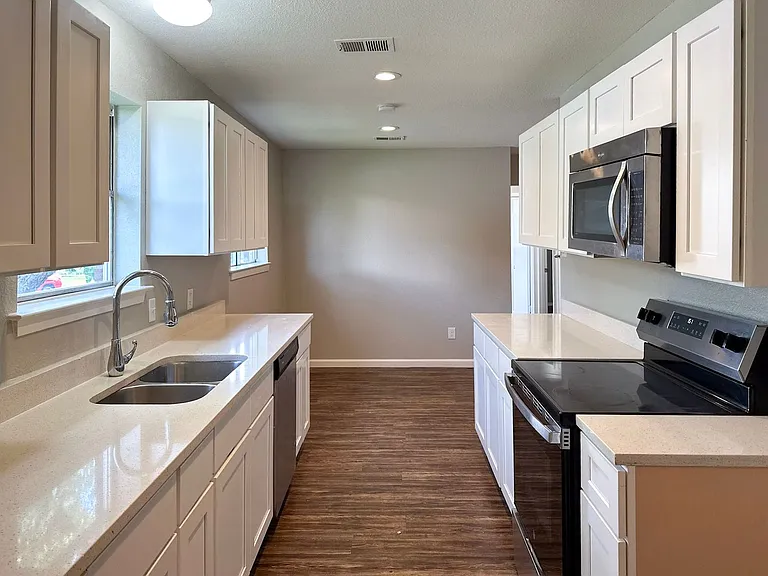 52083 Finley Rd — Photo 9