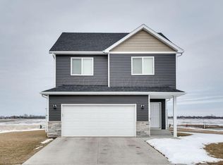 4334 21st Ave S, Moorhead, MN