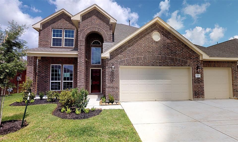 1st image of 321 Burgundy Dr
