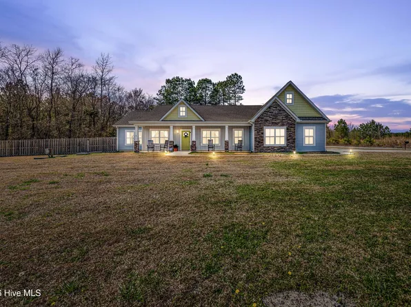 105 Nautical Wave Road, Hubert, NC 28539