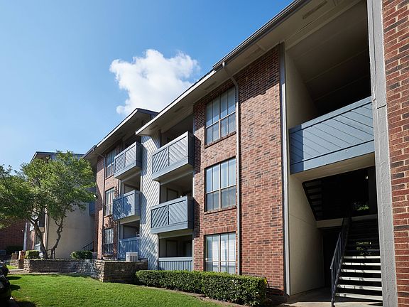 Summerwood Cove Exterior