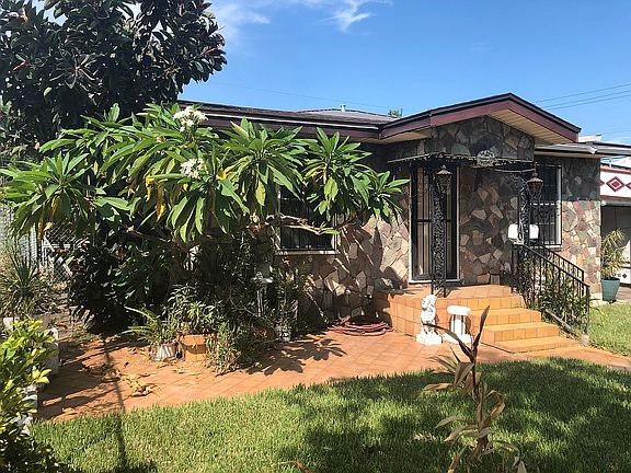 4th image of 2214 Guadalupe St