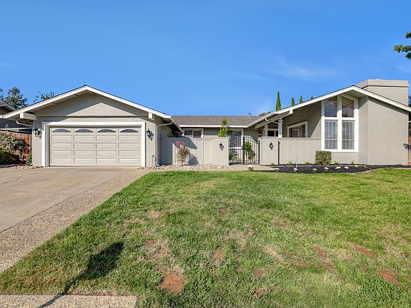 3rd image of 20785 Kreisler Ct