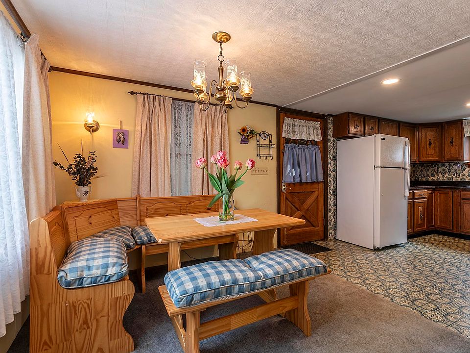 1st image of 842 Main Street