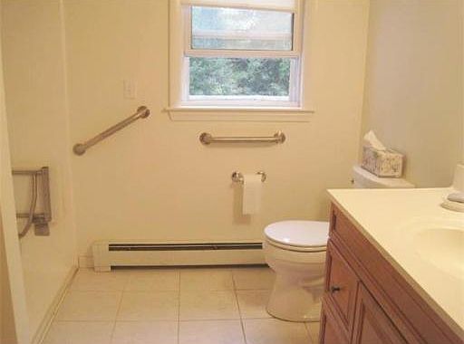 5th image of 536 Nahatan St