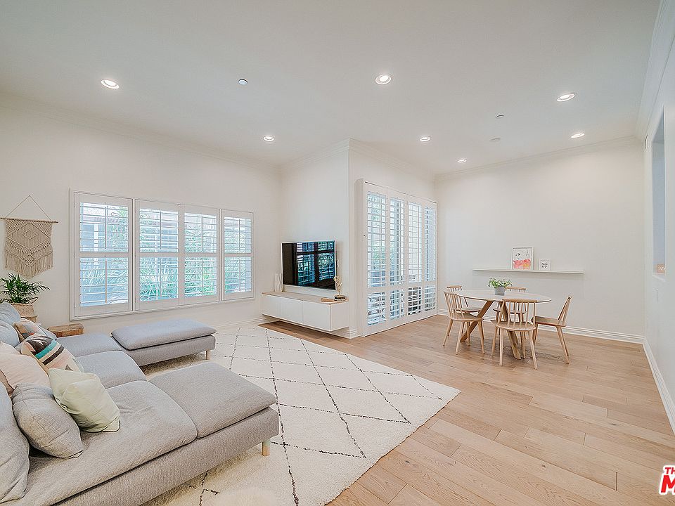 1st image of 1027 W Angeleno Ave APT 106