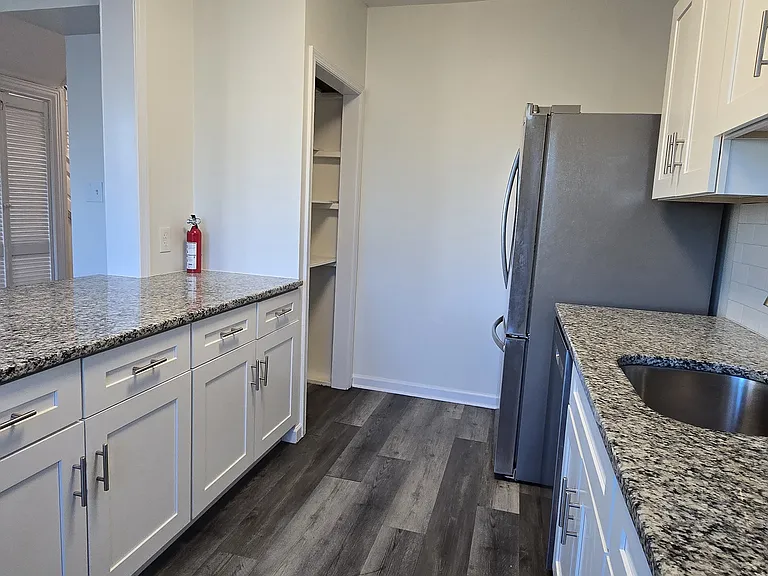 34 Maple St — Photo 10