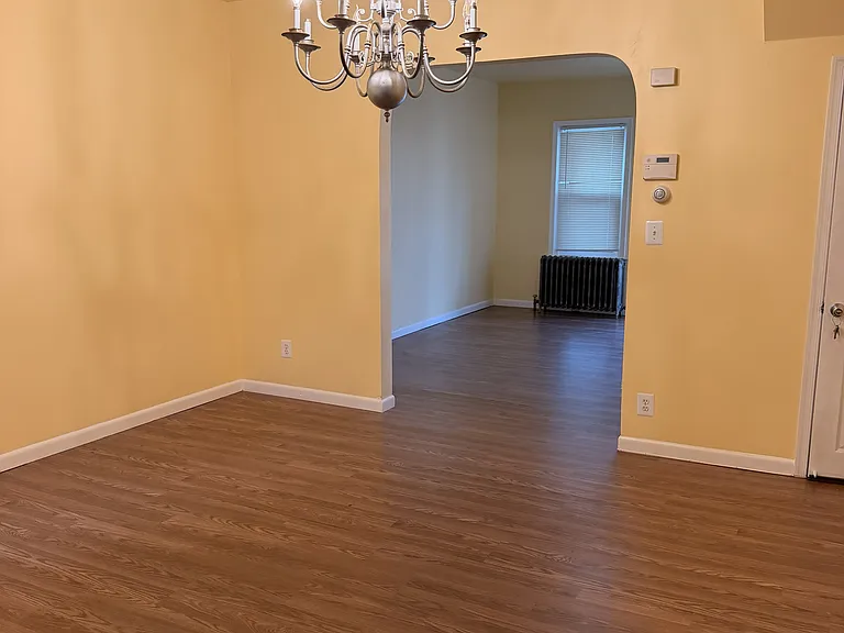 3126 Tasker St — Photo 8