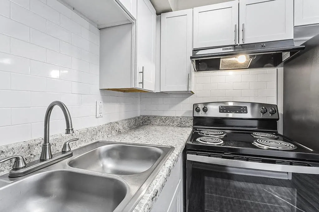 Upland Townhomes — Photo 3