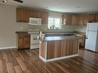 7 Stone Rd, Clifton Park, NY 12065