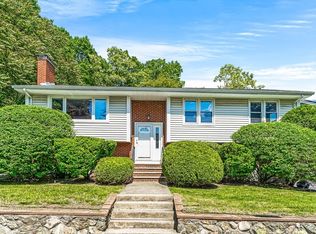77 Cleveland St, Arlington, MA 02474
