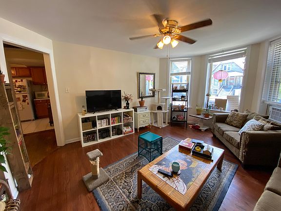 5th image of 2725 N Saint Louis Ave APT 1