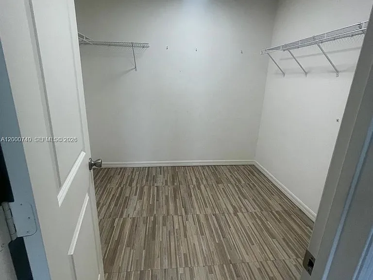 594 Preserve Pointe Blvd — Photo 21