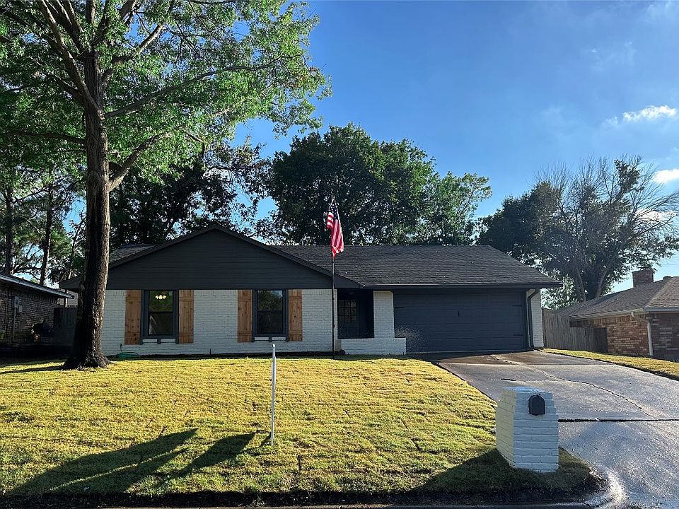 1st image of 2205 Sierra Dr