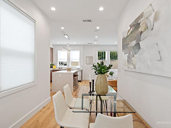 3rd image of 31 Prescott Ct #31