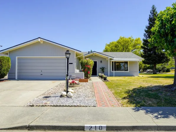 210 Mckinley Circle, Vacaville, CA 95687