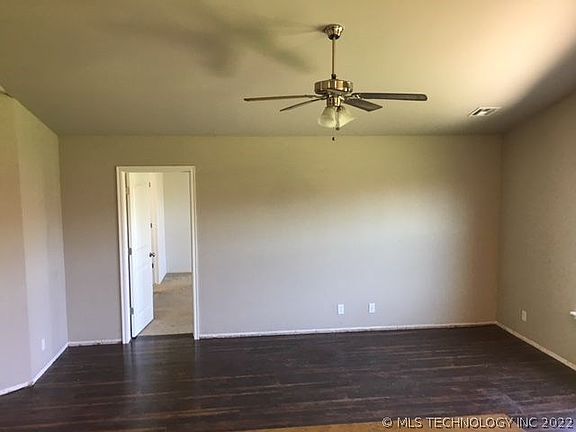 4th image of 9096 S 256 East Ave