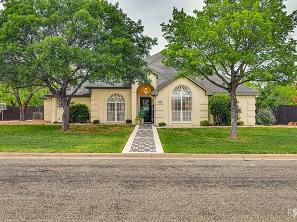 1282 Gleneagles Dr, San Angelo, TX 76904