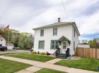 230 W 2nd St, Canton, SD 57013