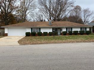 2549 S Weaver Ave, Springfield, MO 65807