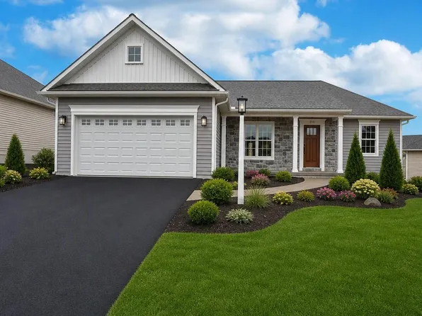 16 Starlight Ln, Lebanon, PA 17046
