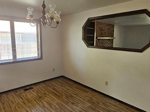 5th image of 3693 S Yorktown Way