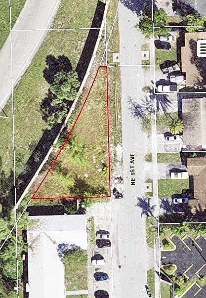 1st image of 3403 NE 1st Ave
