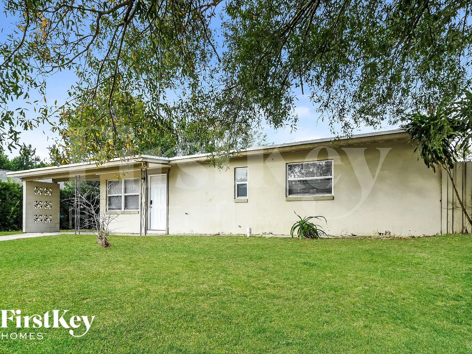 4 bed, 2.0 bath, 1377 sqft, $1,780 — Photo 2