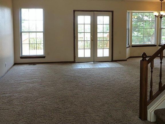 Home Enjoys Central Air!