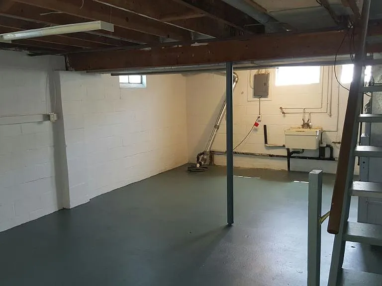 2114 Kenyon St #C — Photo 11