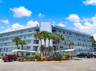 198 NW 67th St APT 508, Boca Raton, FL 33487