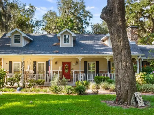 403 MISSION LANE, HOWEY IN THE HILLS, FL 34737