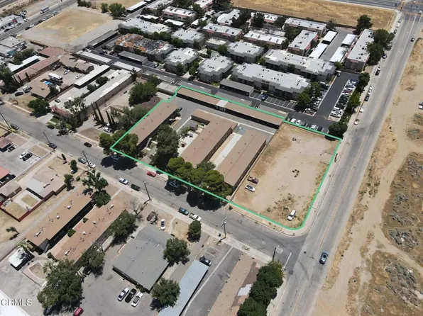 524 E Avenue Q #12, Palmdale, CA 93550