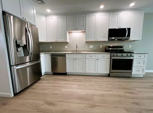 578 Elm St FLOOR 2, Woonsocket, RI 02895