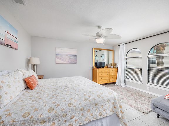 3rd image of 8425 Gulf Blvd APT 213